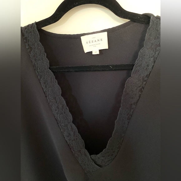 Sezane Black V-Neck Top - Picture 3 of 4